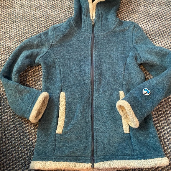 Kuhl jacket. Girls size XS (5-6). Fleece lined pockets. Zip-up. So cozy. - Picture 2 of 6